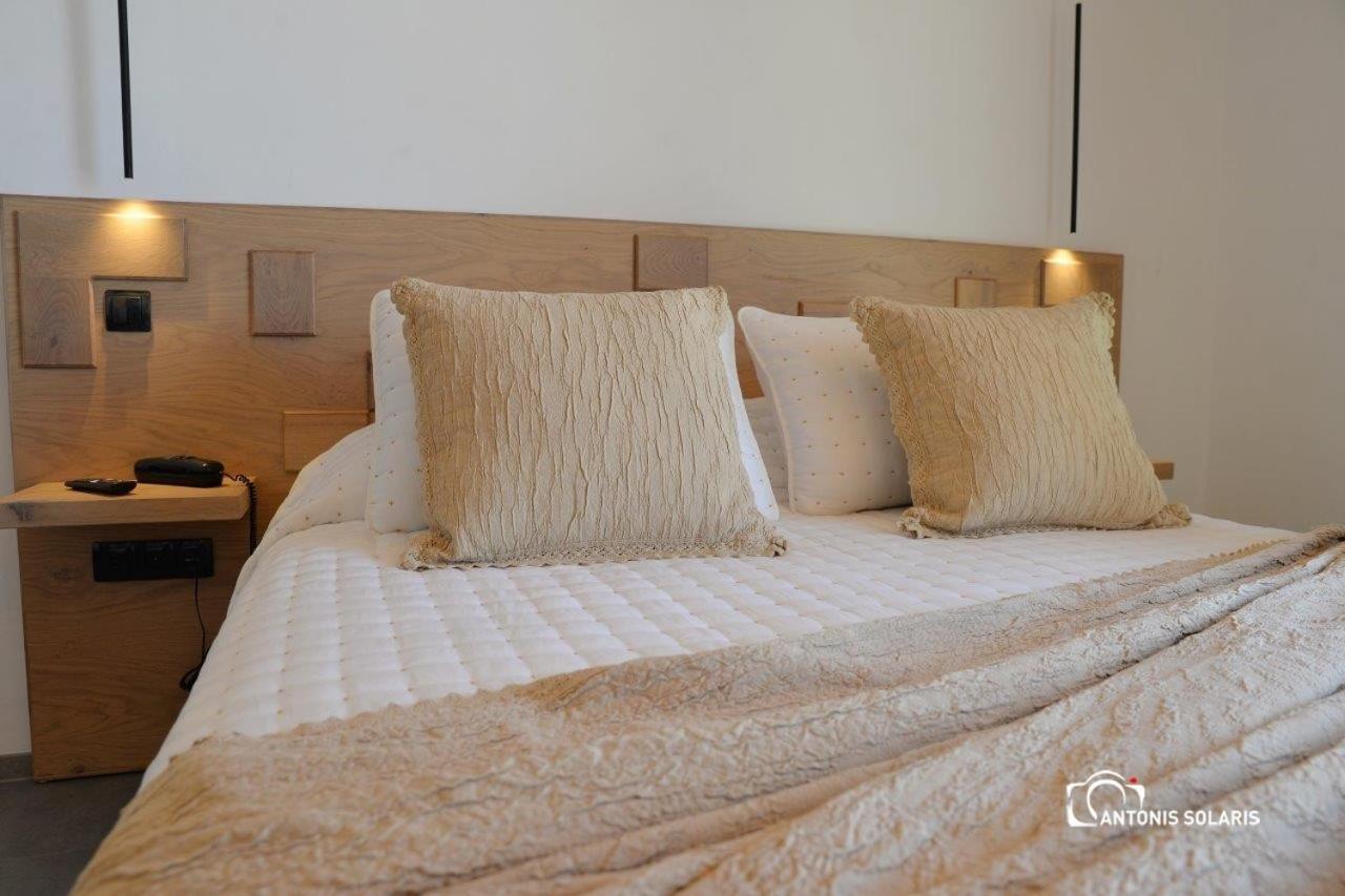 Nisaki Hotel & Elite Suites Ermoupoli Luaran gambar