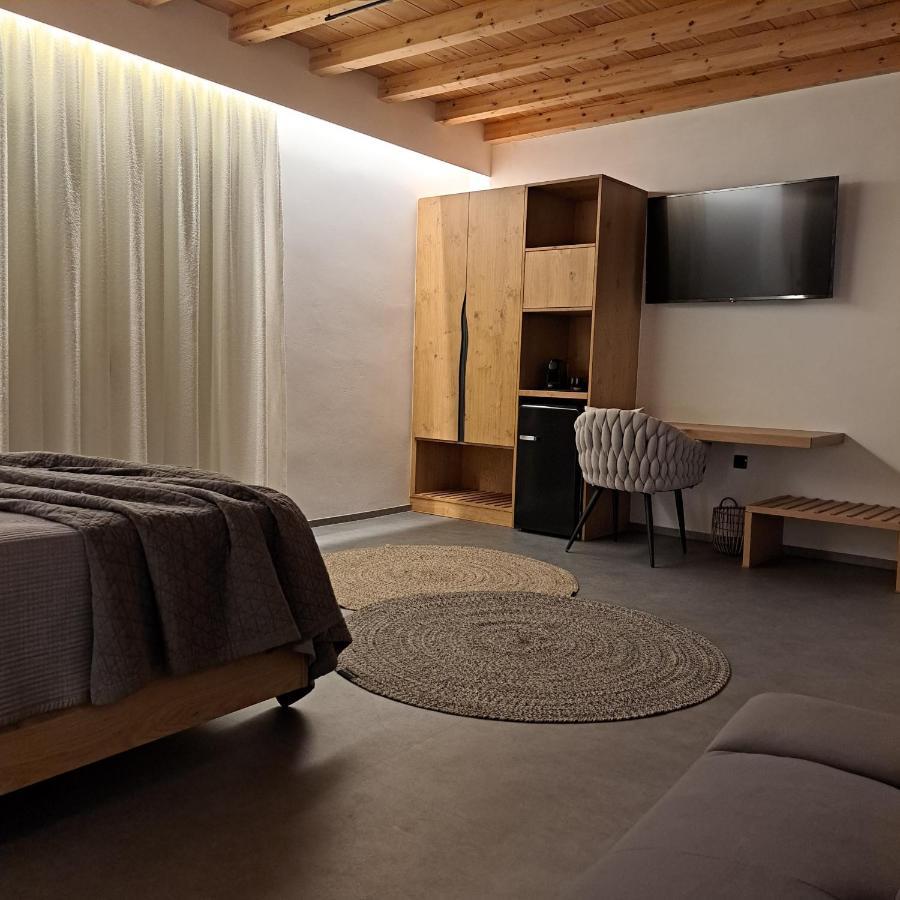 Nisaki Hotel & Elite Suites Ermoupoli Luaran gambar