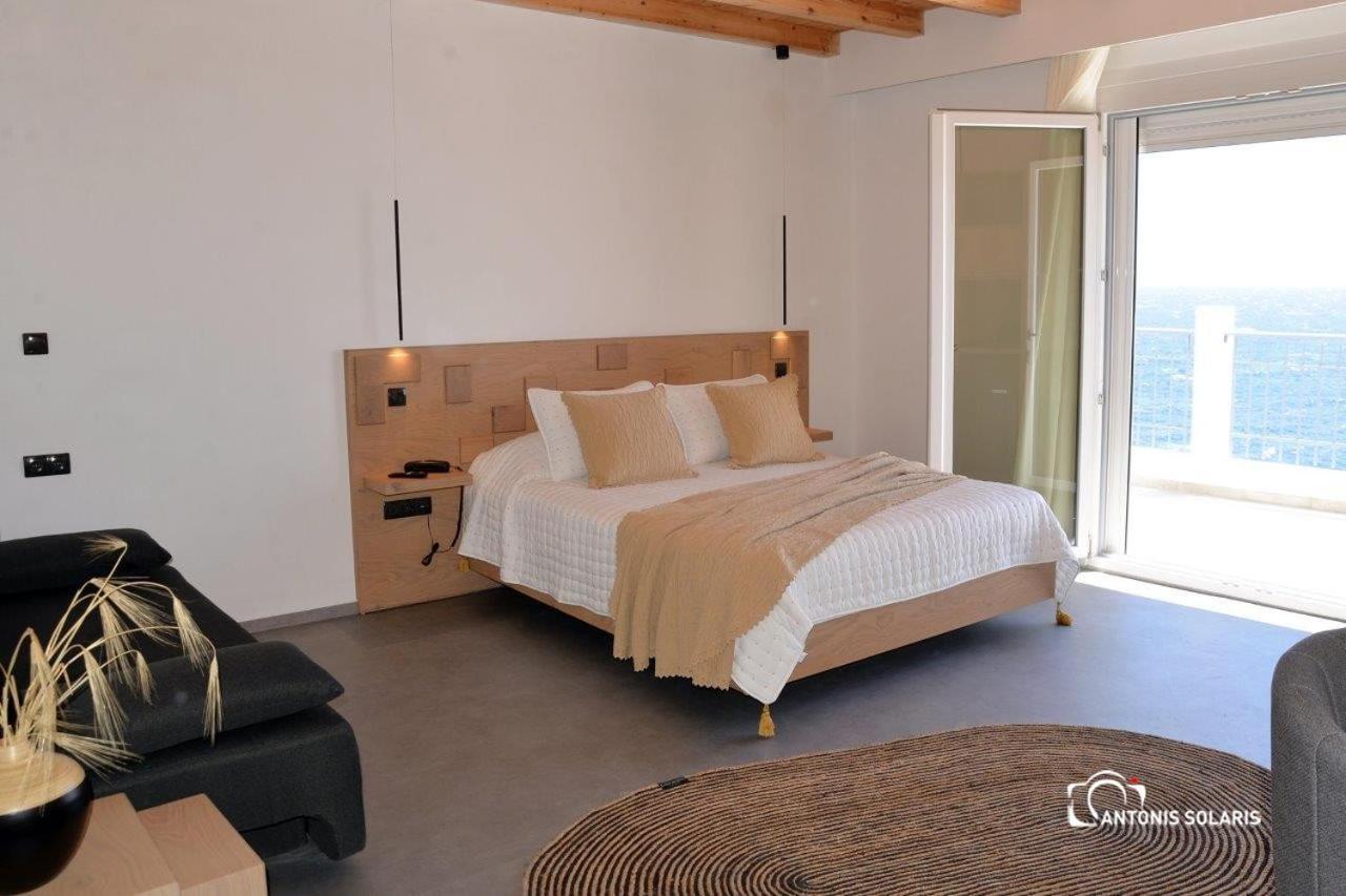 Nisaki Hotel & Elite Suites Ermoupoli Luaran gambar