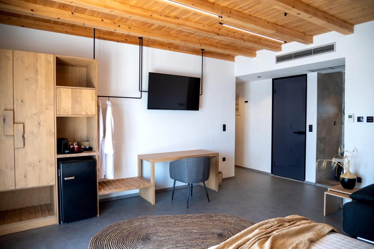 Nisaki Hotel & Elite Suites Ermoupoli Luaran gambar