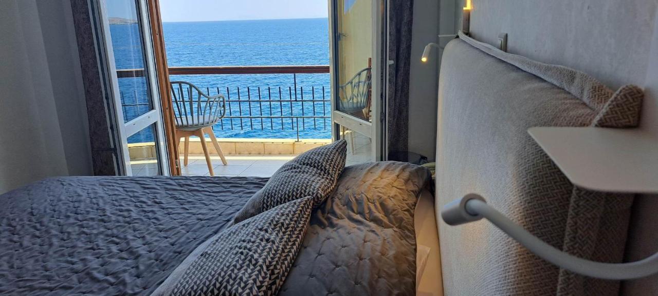 Nisaki Hotel & Elite Suites Ermoupoli Luaran gambar