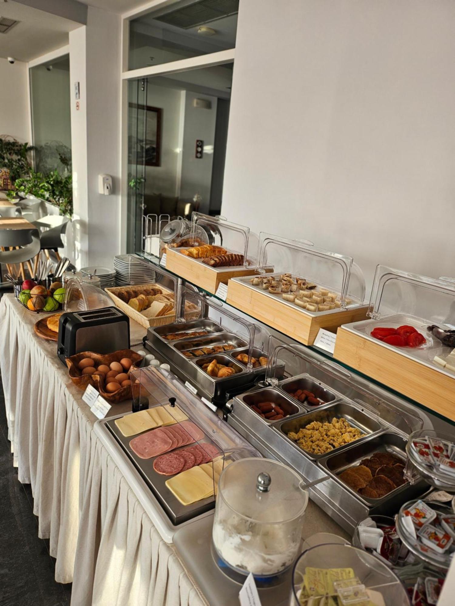 Nisaki Hotel & Elite Suites Ermoupoli Luaran gambar