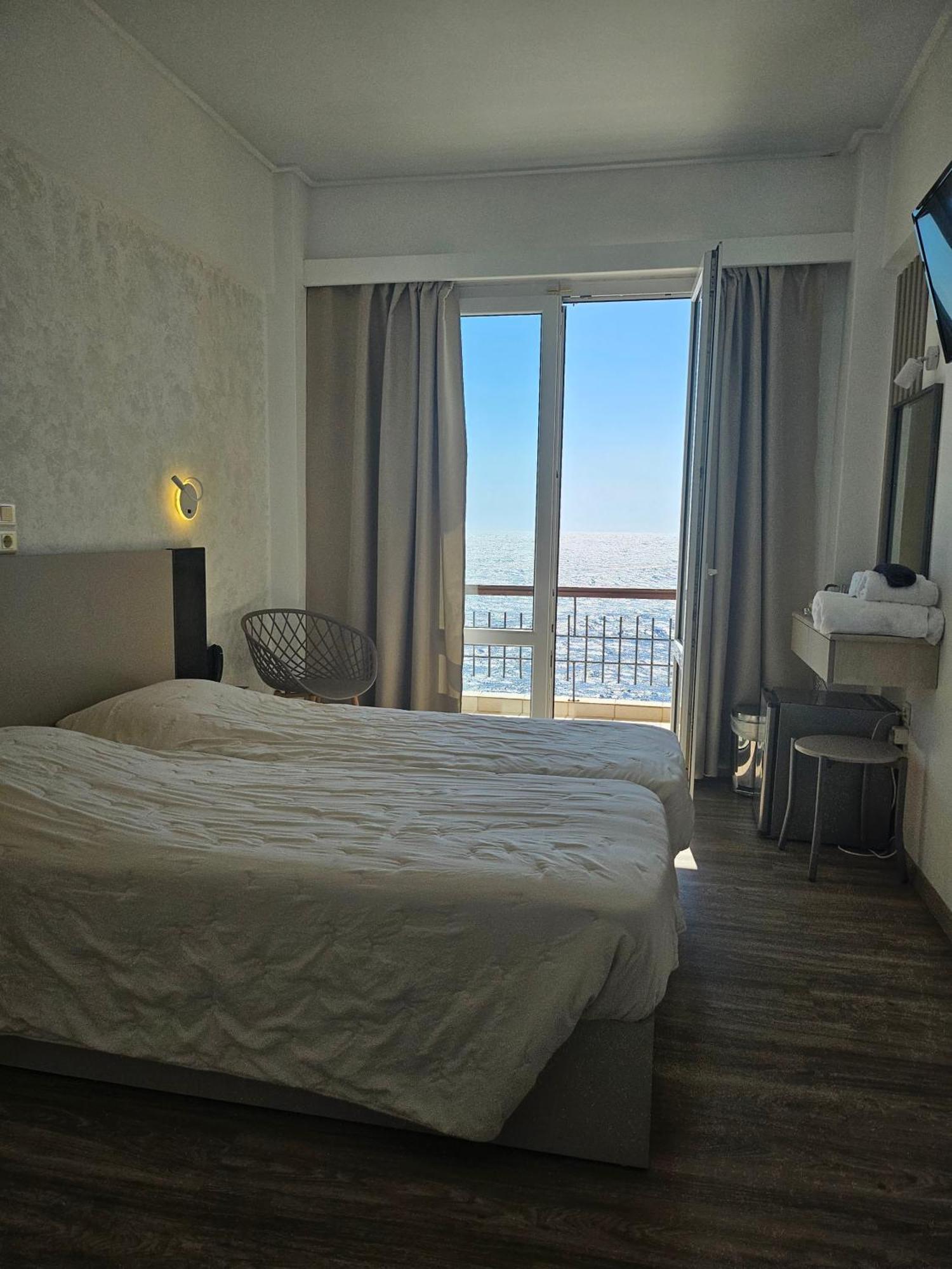 Nisaki Hotel & Elite Suites Ermoupoli Luaran gambar