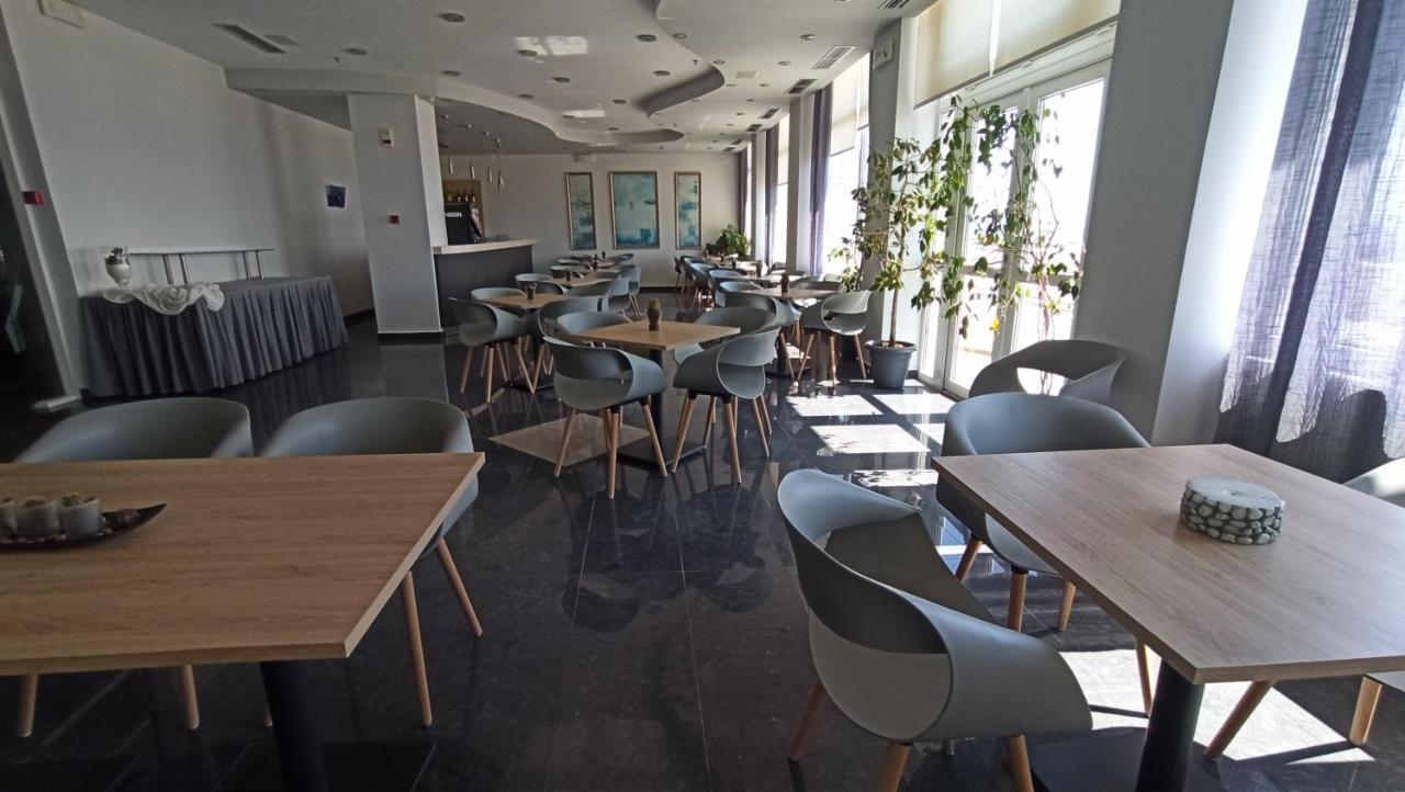 Nisaki Hotel & Elite Suites Ermoupoli Luaran gambar